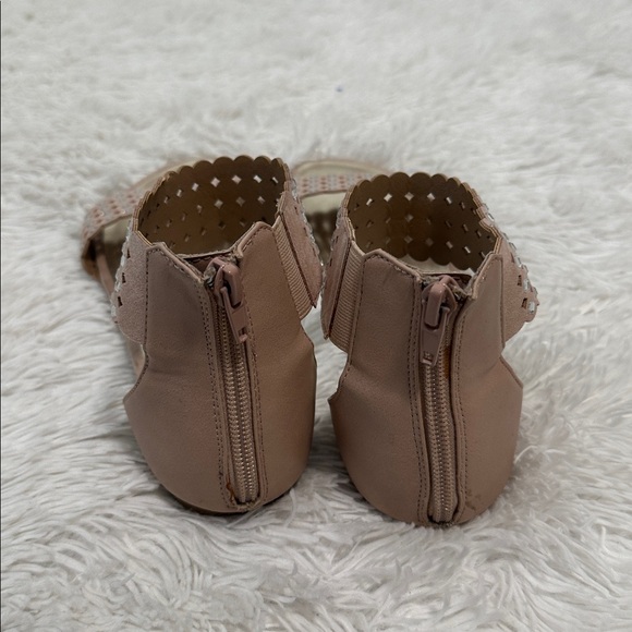 🦢 Yellow box Rhinestone Sandals - Picture 3 of 6